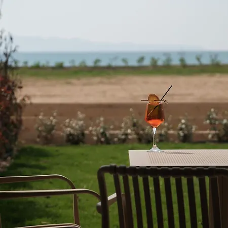 Hotell Athina Agios Stefanos Avliotes (Corfu)