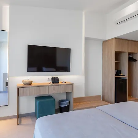 Hotell Athina Agios Stefanos Avliotes (Corfu)