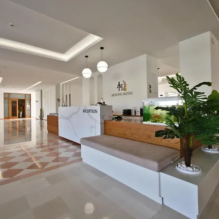 Athina 3*