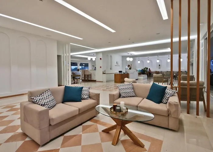 Athina 3* Agios Stefanos Avliotes (Corfu)
