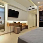Athina Hotel 3*