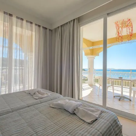 Ξενοδοχείο Athina 3*
